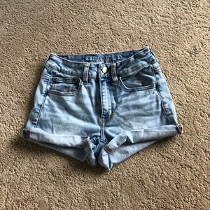AE High Rise Shorties // size 2